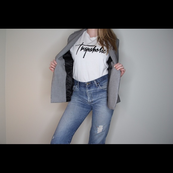 The Trapaholic graphic t-shirt - Picture 2 of 2